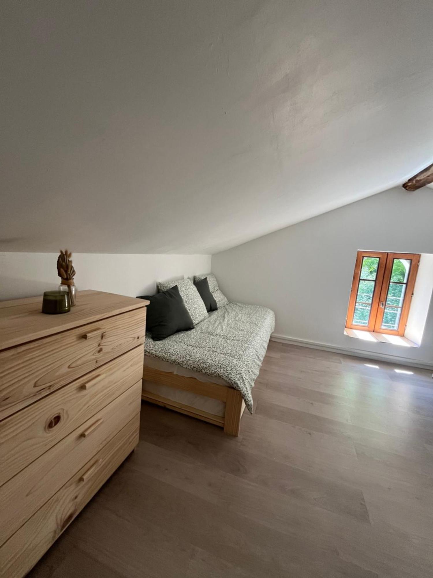 Maison Eclusiere Le Coup De Pompe Hostel Meilhan-sur-Garonne