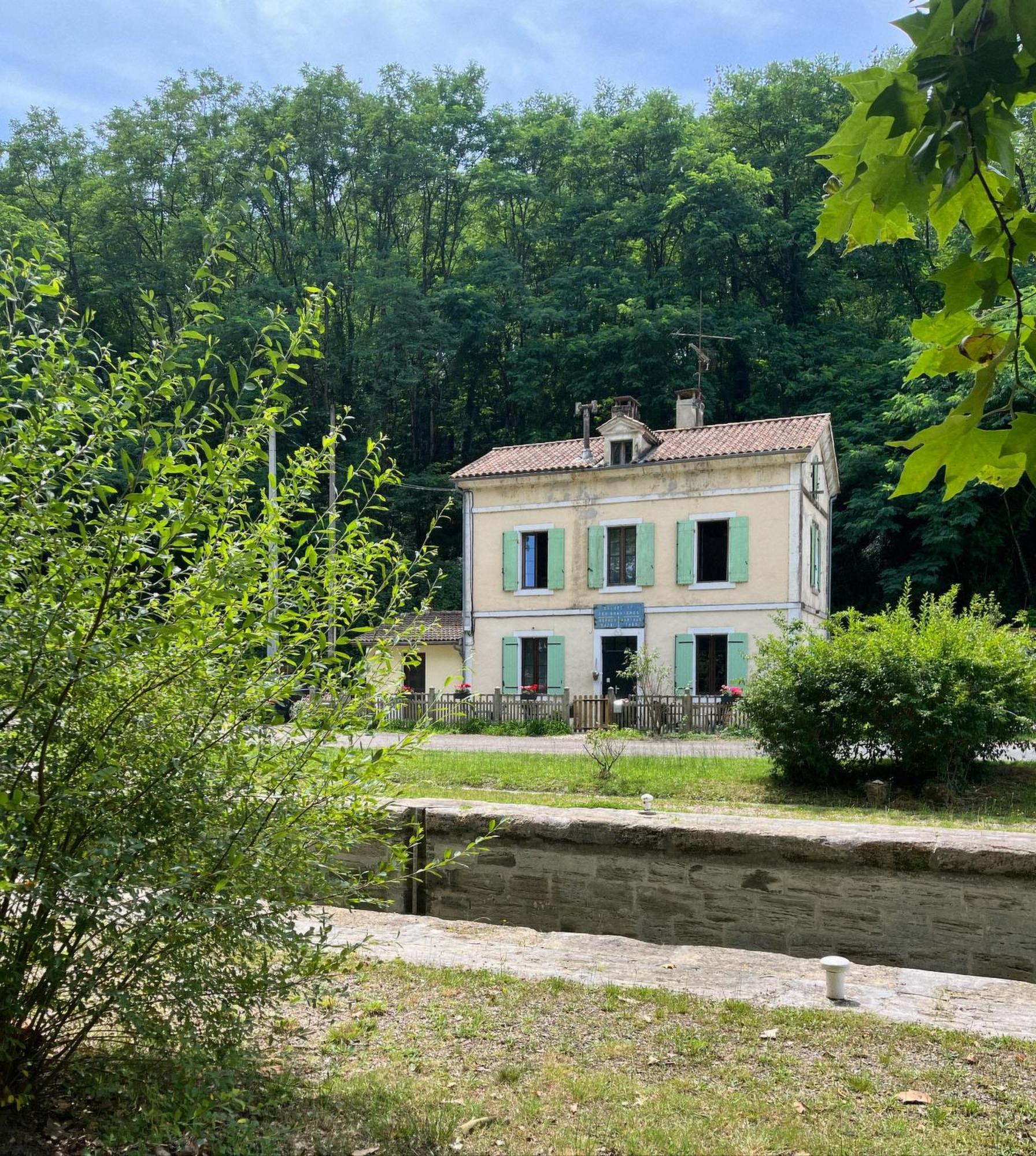Maison Eclusiere Le Coup De Pompe